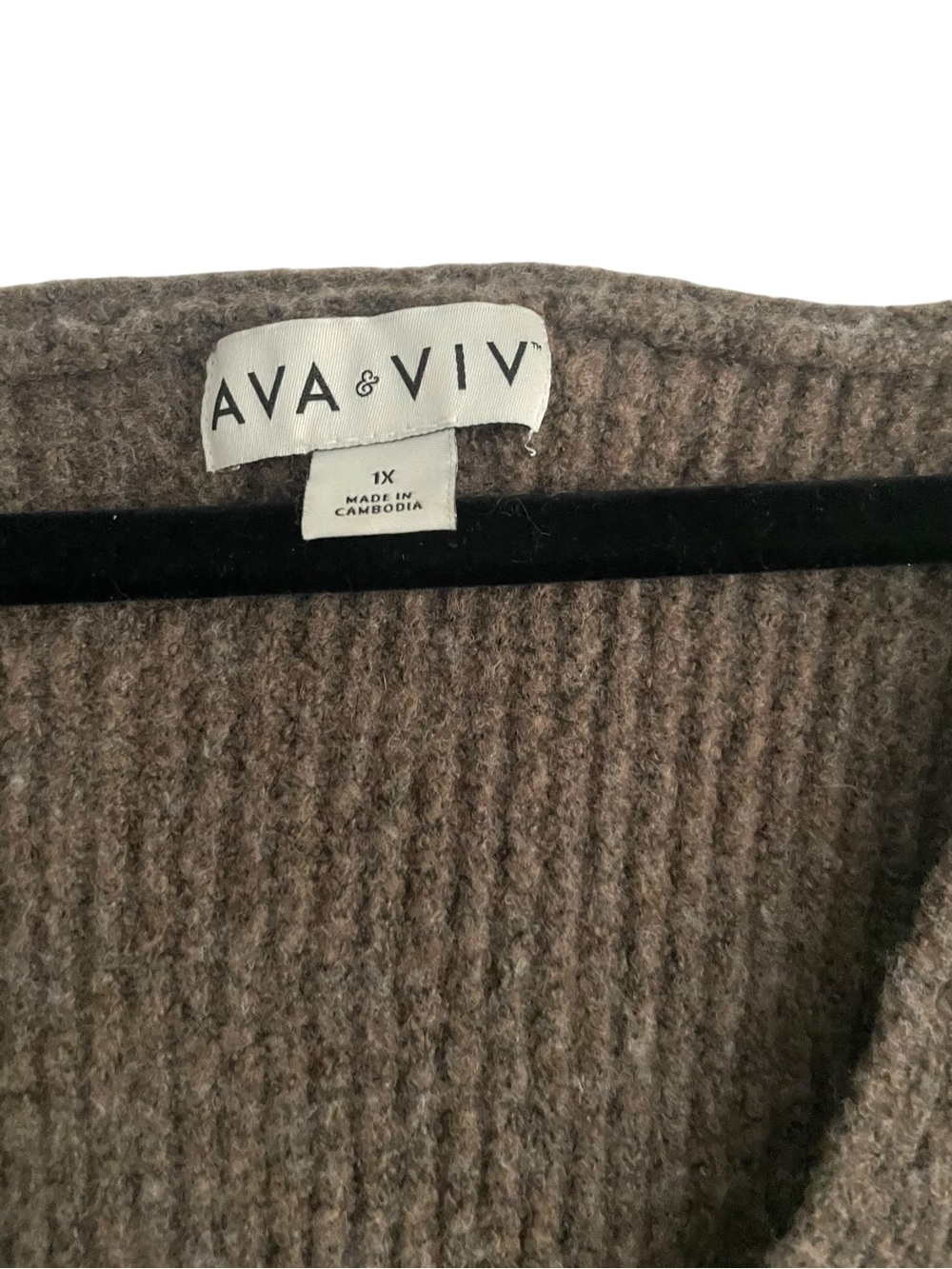 Ava & Viv V-Neck Brown Women's Sweater EUC - Picture 3 of 6